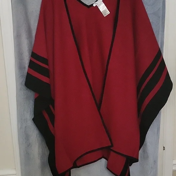 Chico's Stripe Border Ruana Covering Red Allure Pauncho - Picture 8 of 11